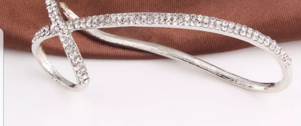 Rhinestone bling ring - Picture 2 of 3